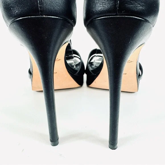 Rachel Roy DALYCE Black Leather Studded Platform Heel Ankle Strap Sandal 7.5